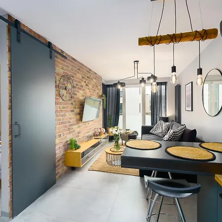 Lägenhet Loft House By Perlowa Przystan Rent